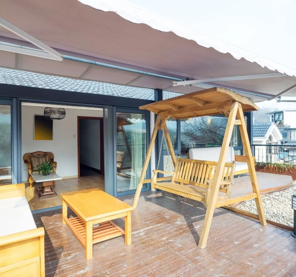 Καθαρισμός τέντας: Πώς γίνεται;