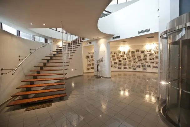 ΜΑΚΡΗΣ ΑΠΟΣΤΟΛΟΣ ΚΑΙ ΣΙΑ ΕΕ - MACLEON REAL ESTATE DEVELOPMENT - Εικόνα 2