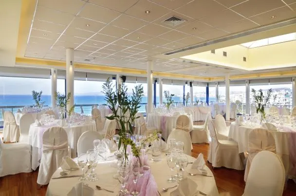 ΣΑΛΑΠΑΤΑΣ ΞΕΝΟΔΟΧΕΙΑΚΗ & ΤΟΥΡΙΣΤΙΚΗ ΑΕ - POSEIDON HOTEL - Εικόνα 1