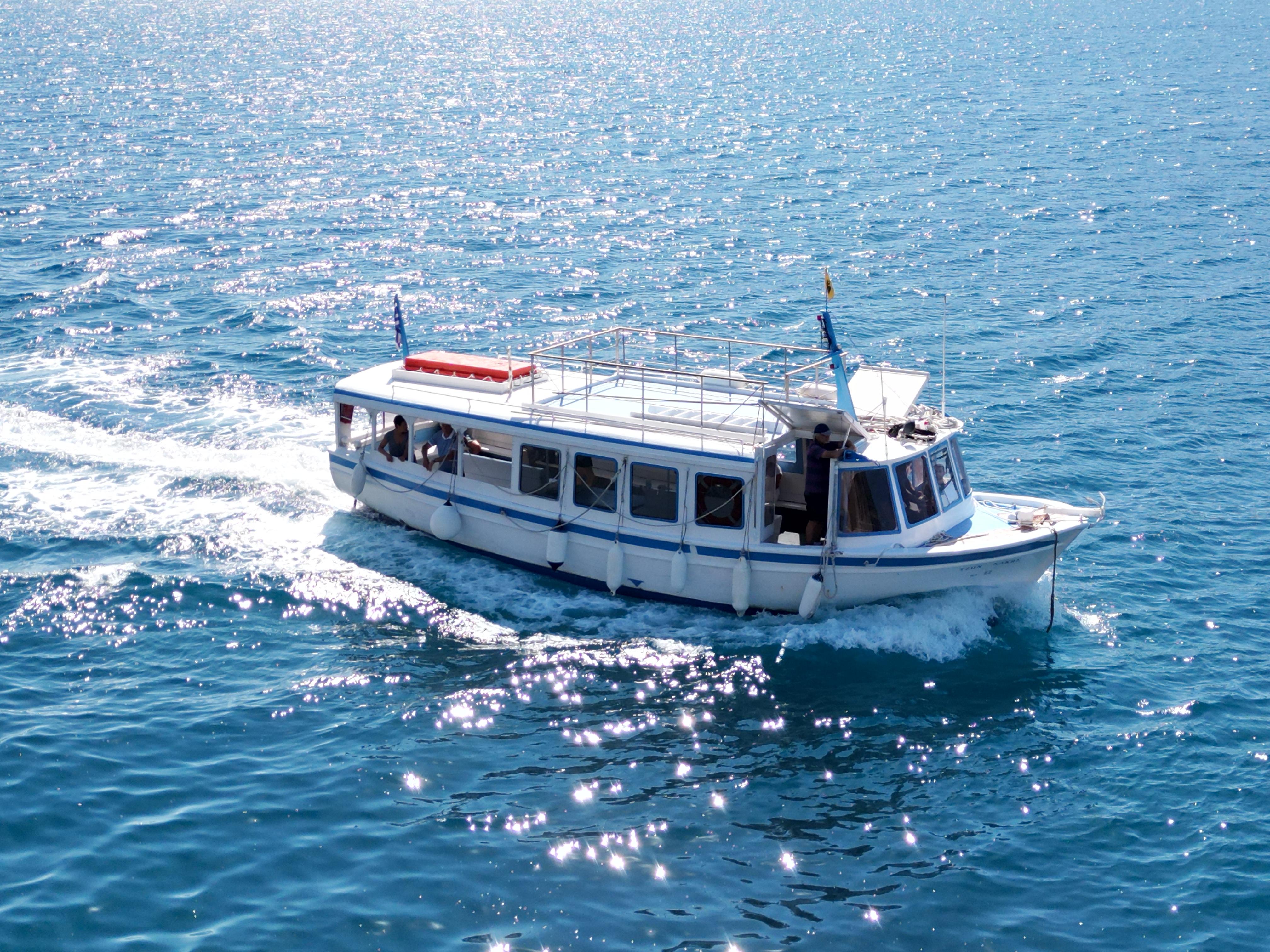 ΙΩΑΝΝΗΣ ΝΑΚΗΣ - BOAT TRIPS POROS - Εικόνα 3
